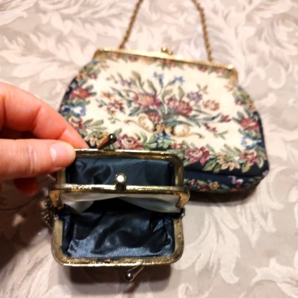 🌿🌹🌿 Lovely Vintage Petite Floral Tapestry Evening Bag Purse Handbag - Picture 5 of 13